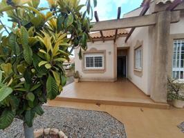 En venta Planta Baja con buhardilla y garaje en Vereda de San Felix photo 0