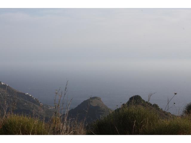 VENTA DE GRAN TERRENO EN NERJA CON MUCHAS POSIBILIDADES DE NEGOCIO photo 0