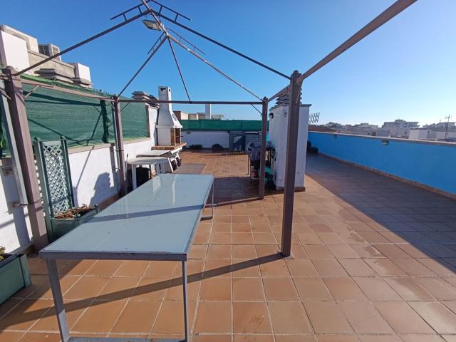 ÁTICO DÚPLEX CON GRAN SOLARIUM EN SEGUR PLAYA photo 0