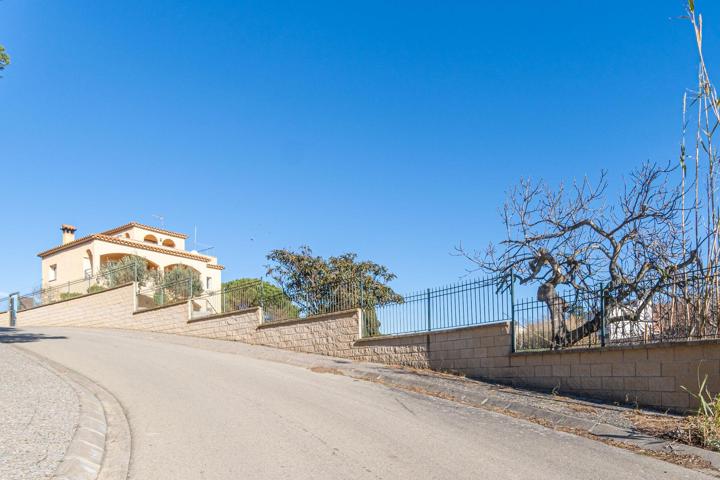 Encanto y amplitud en plena Costa Brava: gran casa con vistas panorámicas photo 0