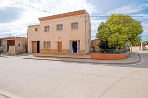 casa con historia en venta a un paso de la playa photo 0
