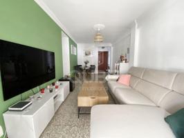 Piso En venta en San Alberto - La Alcubilla - Florisol, Málaga photo 0