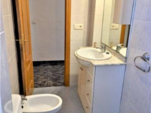 Piso en venta en Orriols photo 0