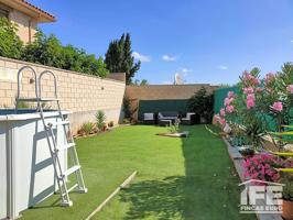 Casa Independiente con jardín y piscina photo 0