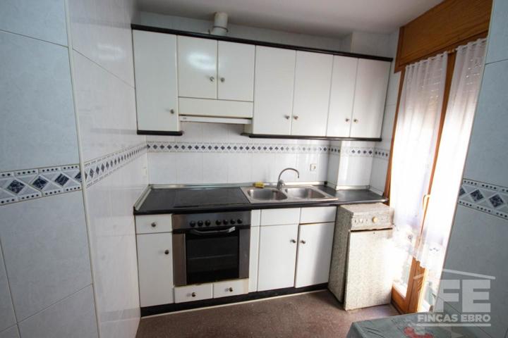 Casa - Chalet en venta en Corella de 119 m2 photo 0