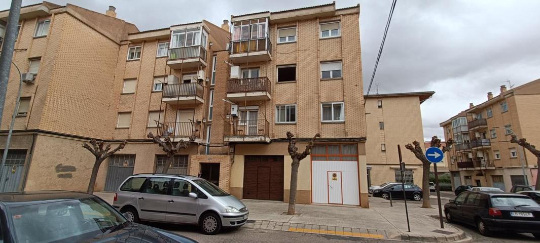 Piso en venta en Corella de 105 m2 photo 0