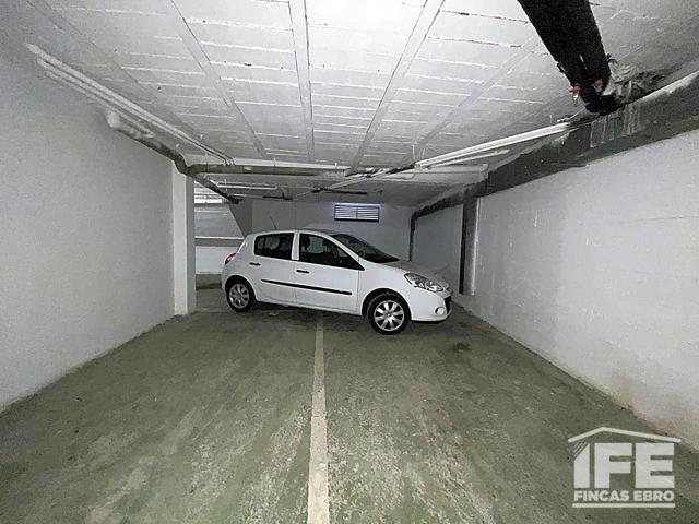 Plaza De Parking en venta en Alagón de 20 m2 photo 0