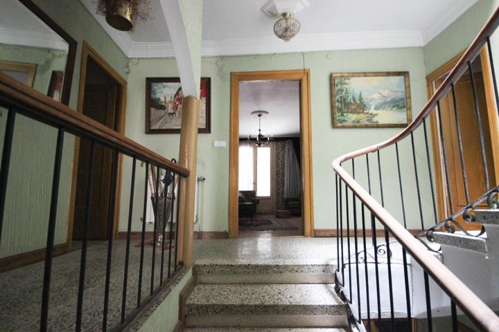 Casa - Chalet en venta en Corella de 536 m2 photo 0