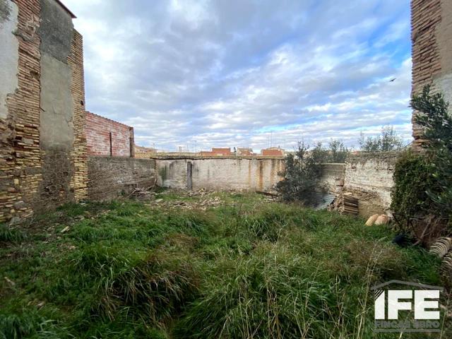 Una vivienda con historia y mil formas de reinventarse en el corazón de Alagón. photo 0