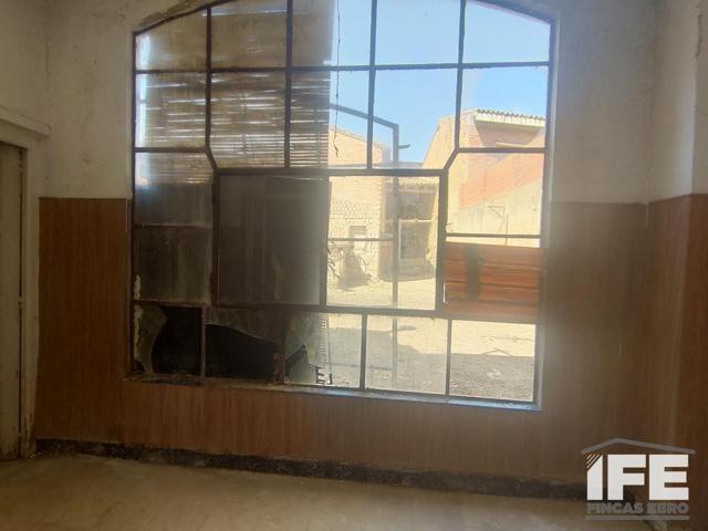 Vivienda independiente con garaje y corral photo 0