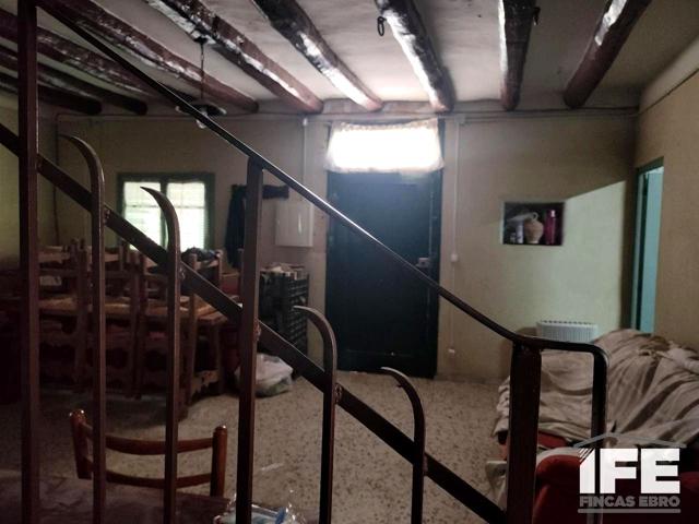 Vivienda unifamiliar para reformar en Grisén photo 0