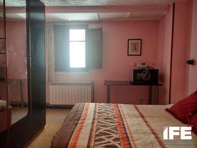 Piso en pleno centro de Alagón photo 0