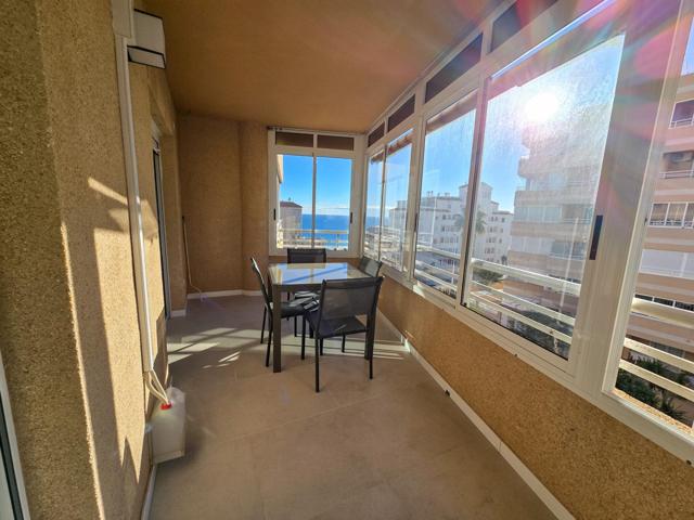 Apartamento moderno con vistas al mar, licencia turística y piscina cerca de la playa photo 0