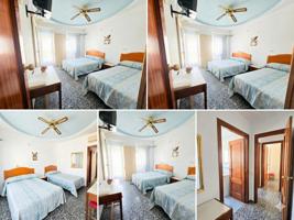 Inversión estratégica en el centro de Santa Pola: edificio completo con alto potencial turístico y de rentabilidad photo 0