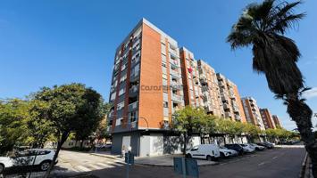 Piso En venta en Benicalap, Valencia photo 0