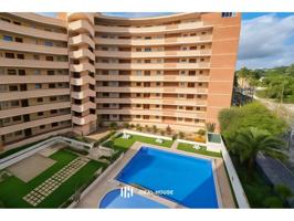 Exclusiva vivienda reformada en el corazón de Marbella, a solo 400 metros de la playa photo 0