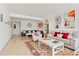 ✨ Piso en venta en Guadalmina Alta: amplitud, luz y vistas al golf photo 0