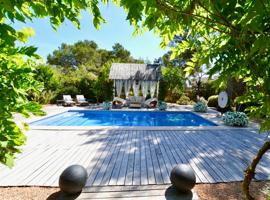 Espectacular chalet con piscina y chillout en Sol de Mallorca photo 0