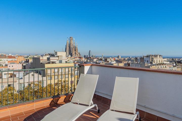 Ático con vistas a la Sagrada Família en pleno Paseo Sant Joan photo 0