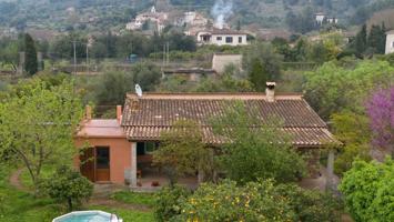 Finca rústica con carácter tradicional y terreno agrícola en Sóller photo 0
