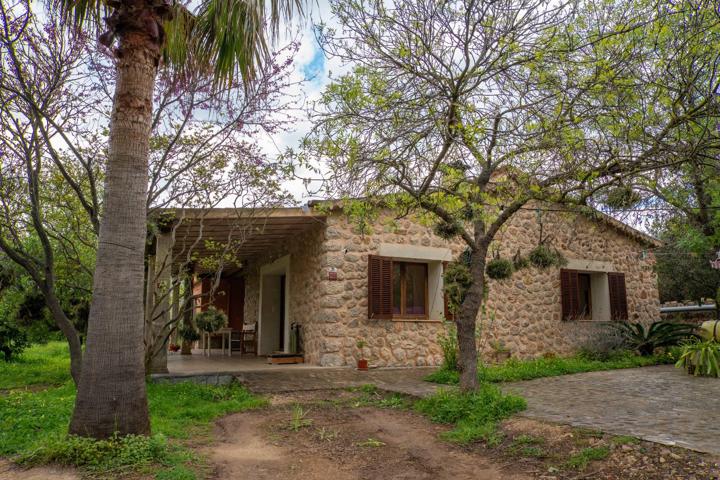Finca rústica con carácter tradicional y terreno agrícola en Sóller photo 0