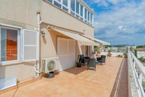 ¡Ático luminoso con amplia terraza en planta de 120 m2, a escasos metros del puerto del Arenal! photo 0