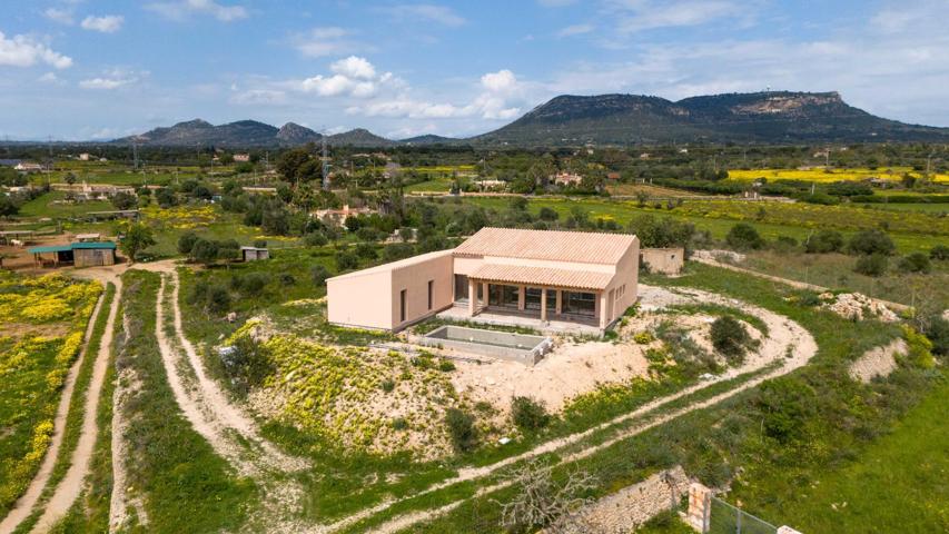 Finca de obra nueva en Llucmajor en entorno natural photo 0