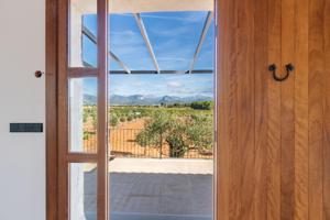 Arquitectura contemporánea en enclave rural con vistas a la Serra de Tramuntana photo 0