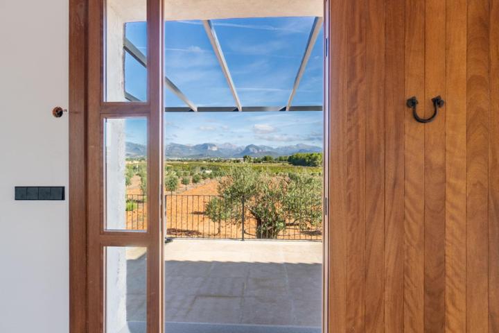 Arquitectura contemporánea en enclave rural con vistas a la Serra de Tramuntana photo 0