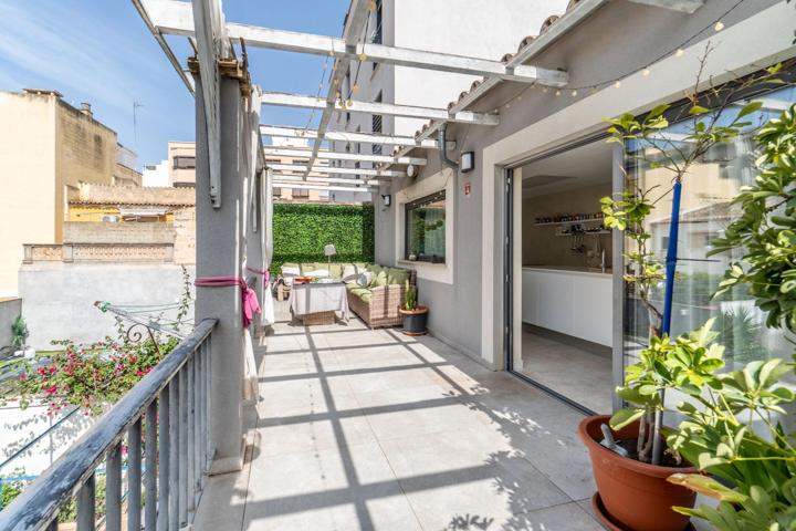 Piso reformado con terraza en Foners photo 0