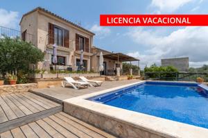 Chalet con piscina, licencia vacacional y vistas en Manacor photo 0