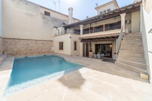 Chalet adosado de 304m2 con piscina en Porreres photo 0
