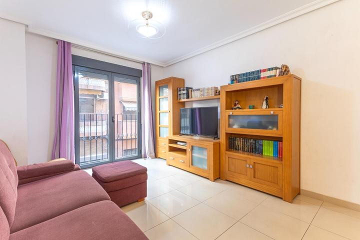 TU NUEVO HOGAR JUNTO AL CENTRO DE ALICANTE photo 0