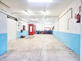 ¡OPORTUNIDAD ÚNICA PARA EMPRENDEDORES Y MECÁNICOS EN ALICANTE! Taller de Chapa y Pintura CONSOLIDADO photo 0