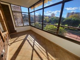 Tu nuevo hogar en una urbanización exclusiva a un paso de todo photo 0