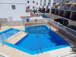 ALQUILER TEMPORADA LINDO CHALET ADOSADO EN TORREMOLINOS photo 0