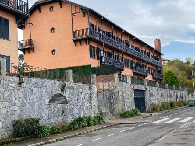 SE VENDE PLAZA DE GARAJE EN URBANIZACION ROVACIAS A 500 METROS DE LA PLAYA DE COMILLAS photo 0