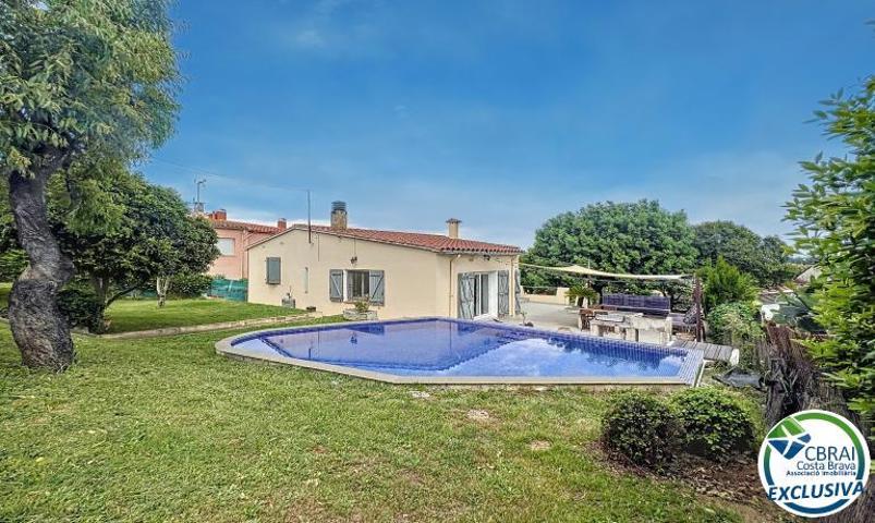 Chalet - Torre - Sant Miquel de Fluvià photo 0