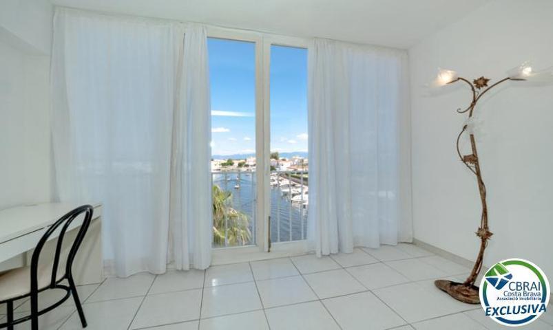 Piso - Empuria-brava photo 0