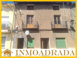 Inmoadrada vende casas con patio photo 0