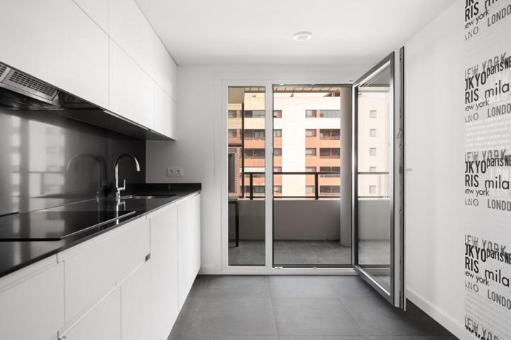 Piso en alquiler en Zaragoza de 85 m2 photo 0