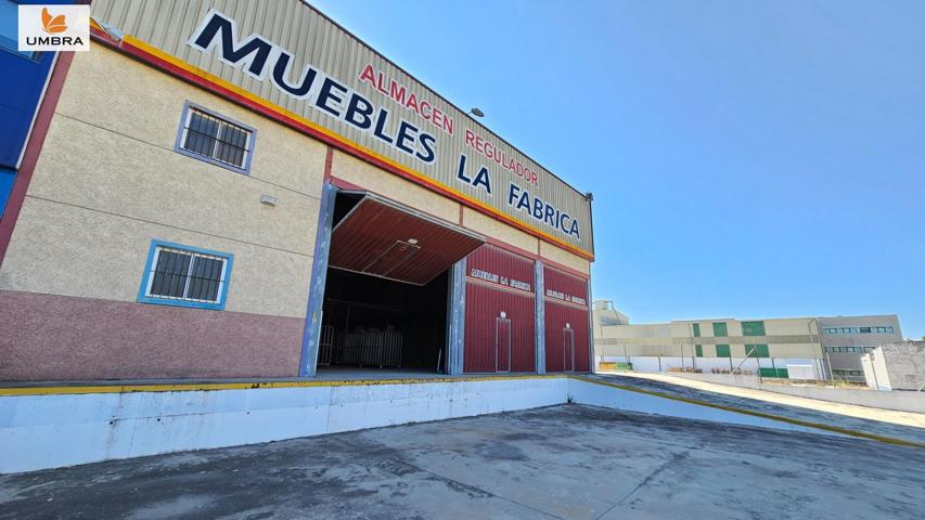 NAVE INDUSTRIAL 1263M² EN POLÍGONO EL PORTAL, JEREZ - VERSÁTIL Y AMPLIA photo 0