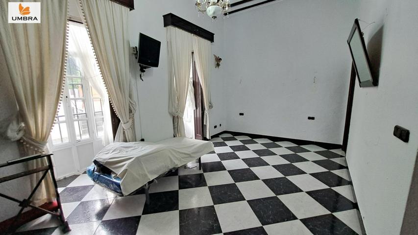 PISO BAJO EN VENTA EN EL CENTRO DE MEDINA SIDONIA photo 0