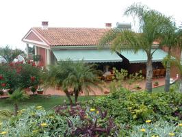 Villa En venta en La Orotava photo 0