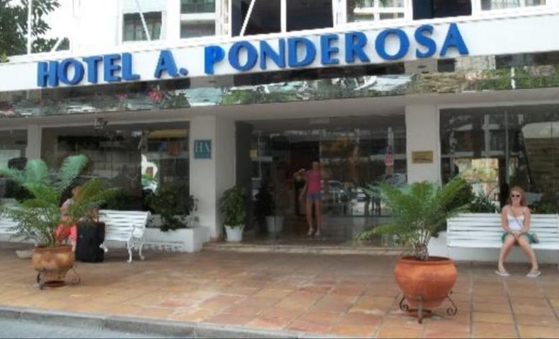 Local En venta en Adeje photo 0