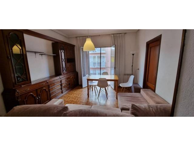 Alquiler de piso en Valladolid Capital. CUATRO DE MARZO. photo 0