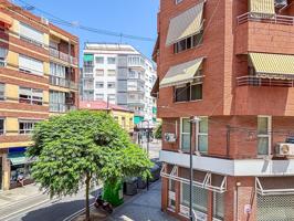 ¡Oportunidad en Calle Elda! Piso de 78 m² para reformar en excelente ubicación photo 0