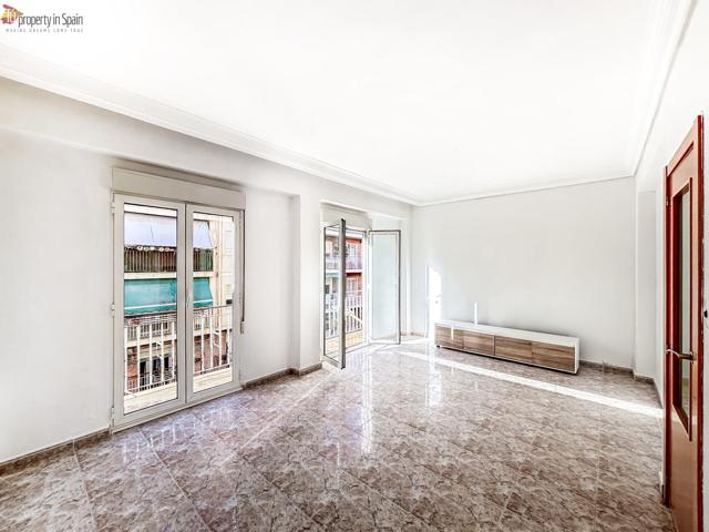 Piso en venta en Carolinas (Alicante) photo 0