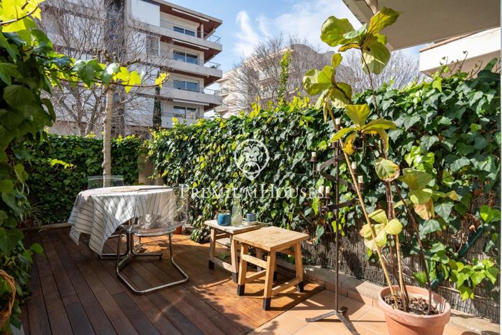 Planta baja con patio en Els Molins photo 0