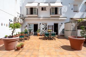 Planta baja con gran patio en Sitges photo 0